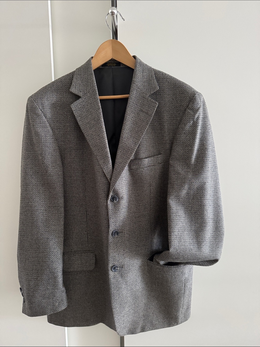 Vintage Norm Thompson Gray Textured Sport Coat with Notch Lapel